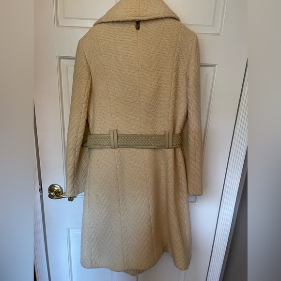 Mackage White Coat Tiled Weave Leather Belt Cream Color Size Large Funnel Collar - Picture 7 of 10